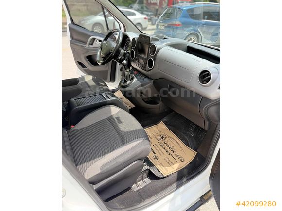 2017 PEUGEOT PARTNER TEPEE 1.6 HDI ZENITH ESP. HATASIZ.