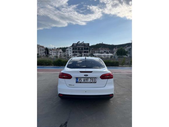 BAŞKARA OTOMOTIV'DEN 2015 MODEL OTOMATİK FORT FOCUS