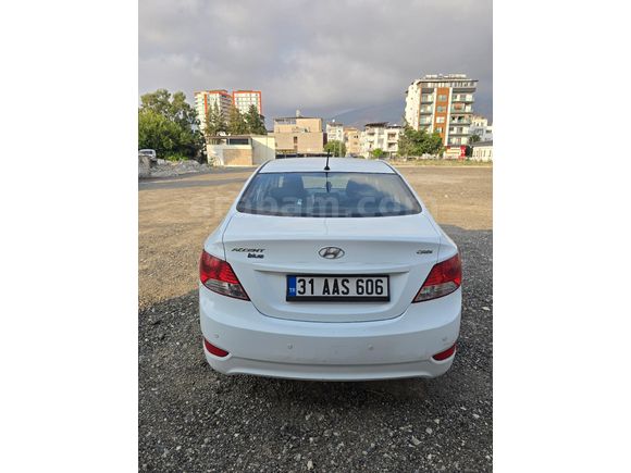 Sahibinden Hyundai Accent Blue 1.6 CRDI Mode Plus 2016 Model  185.700 km Beyaz