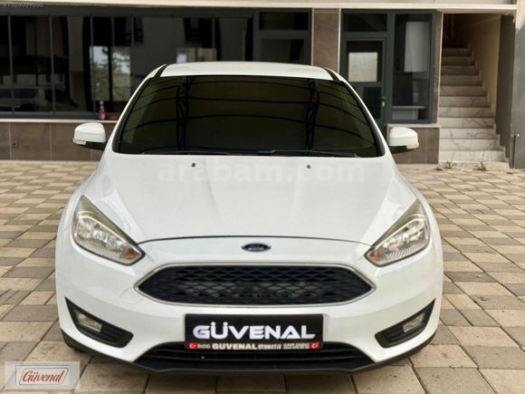 GÜVENAL'DAN 2015 FORD FOCUS 1.5 TDCİ TREND X HATASIZ