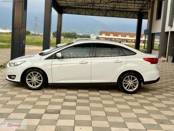 GÜVENAL'DAN 2015 FORD FOCUS 1.5 TDCİ TREND X HATASIZ