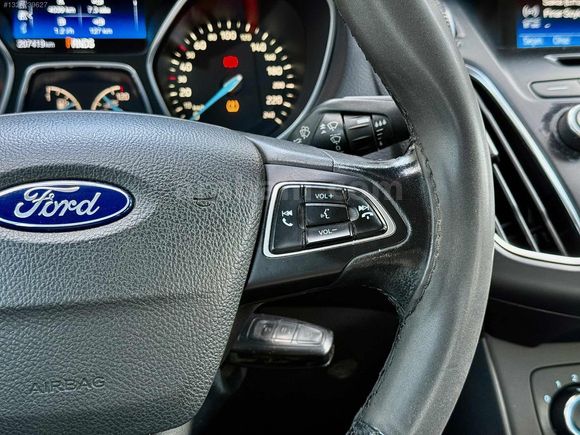 2018 MODEL OTOMATİK 207.000 KM'DE GENİŞ EKRAN TERTEMİZ