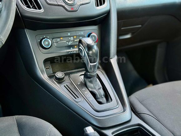 2018 MODEL OTOMATİK 207.000 KM'DE GENİŞ EKRAN TERTEMİZ