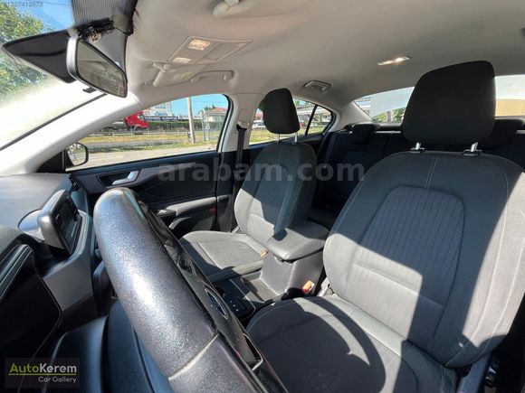 AUTO KEREM' DEN 2019 FORD FOCUS TREND X TEMİZ BAKIMLI