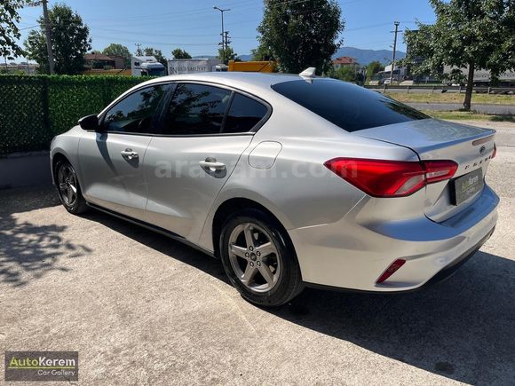 AUTO KEREM' DEN 2019 FORD FOCUS TREND X TEMİZ BAKIMLI