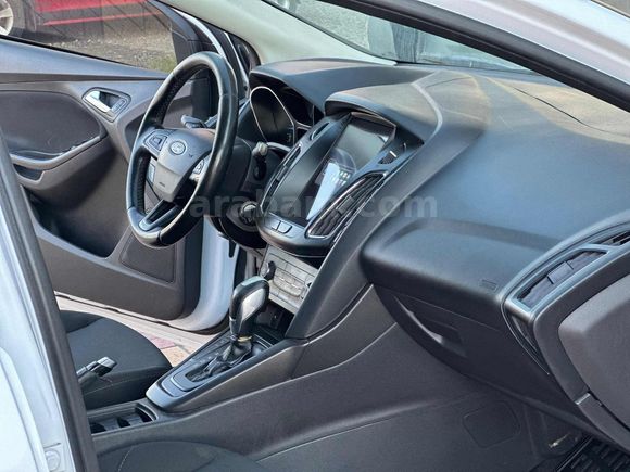 TEM AUTODAN HATASIZ TADINDA FORD FOCUS 2015 MODEL 2016 ÇIKIŞLI