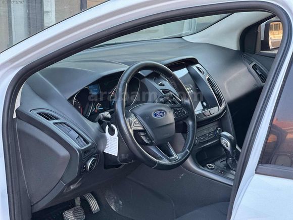 TEM AUTODAN HATASIZ TADINDA FORD FOCUS 2015 MODEL 2016 ÇIKIŞLI
