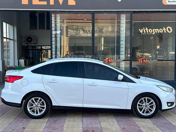 TEM AUTODAN HATASIZ TADINDA FORD FOCUS 2015 MODEL 2016 ÇIKIŞLI