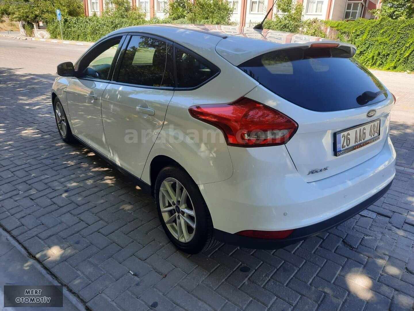Galeriden Ford Focus 1.5 TDCi Trend X 2015 Model Manisa 137.000 km Beyaz 4