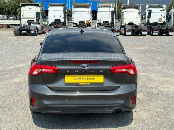 SAMi MAZMAN DAN 2020 MODEL FORD FOCUS 1.5 ECO TRENDX FUL BAKIMLI