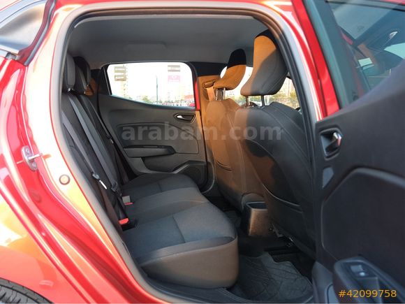 OTOSTORE'DAN Clio 1.0 TCe Touch X-Tronic 2023
