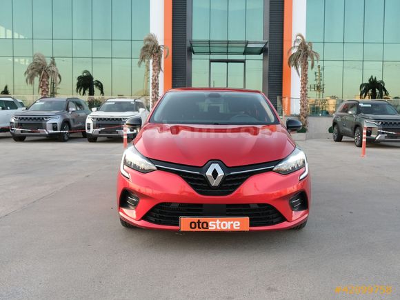 OTOSTORE'DAN Clio 1.0 TCe Touch X-Tronic 2023