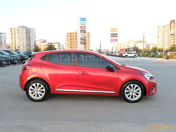 OTOSTORE'DAN Clio 1.0 TCe Touch X-Tronic 2023