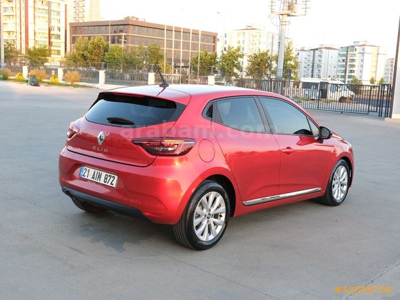 OTOSTORE'DAN Clio 1.0 TCe Touch X-Tronic 2023