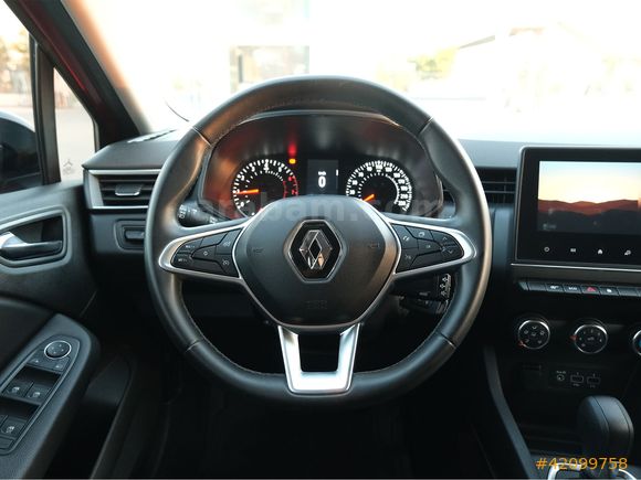 OTOSTORE'DAN Clio 1.0 TCe Touch X-Tronic 2023
