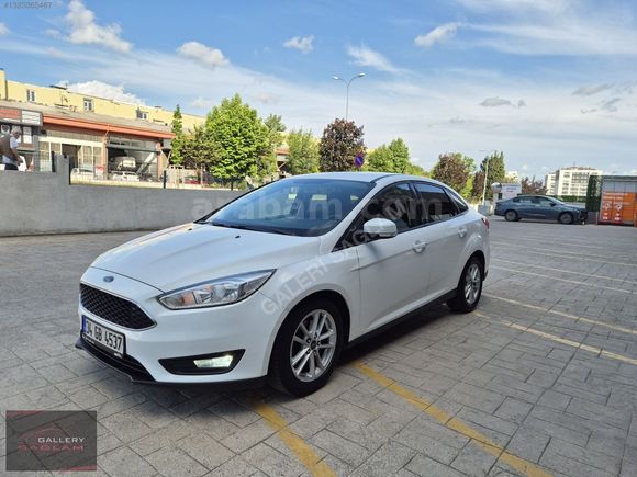 107 BİN DE 2017 FORD FOCUS DİZEL OTOMATİK