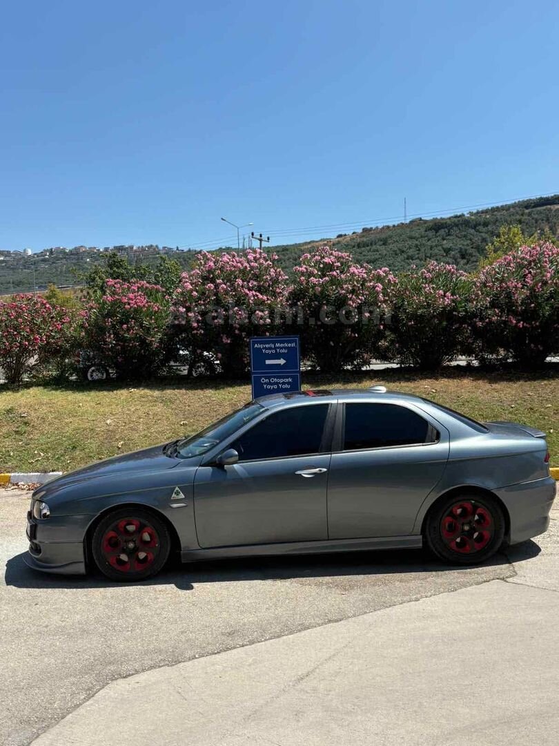 Sahibinden Alfa Romeo 156 1.6 TS Distinctive 2004 Model Bursa 250.000 km Gri 4