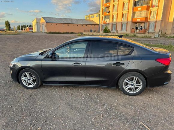 EMİR AUTO'DAN HATASIZ FORD FOCUS