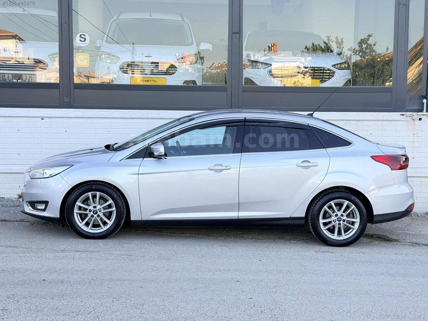 Galeriden Ford Focus 1.5 TDCi Trend X 2016 Model Antalya 166.000 km Gri 6