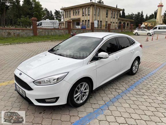2018 MODEL 72'KM DE FORD FOCUS TREND X OTM