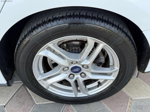 FORD FOCUS 1.5TREND X DİZEL OTOMATİK