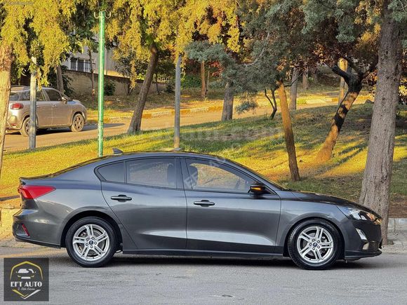 EFT AUTO'DAN FORD FOCUS DEĞİŞENSİZ BOYASIZ TRAMERSİZ