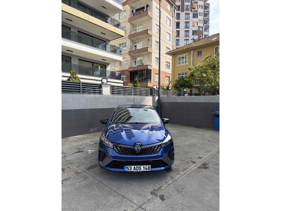 Sahibinden Renault Clio 1.0 TCe Techno Esprit Alpine 2024 Model 