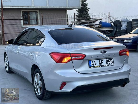 2020 94.000 KM BOYASIZ FORD FOCUS DİZEL OTOMATİK
