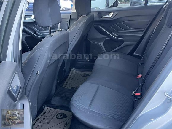 2020 94.000 KM BOYASIZ FORD FOCUS DİZEL OTOMATİK