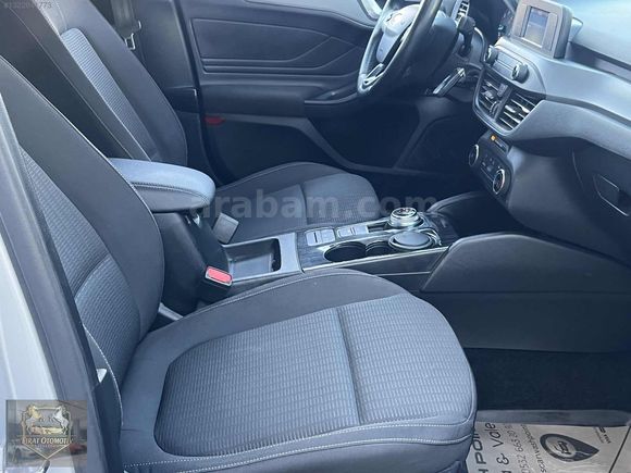 2020 94.000 KM BOYASIZ FORD FOCUS DİZEL OTOMATİK