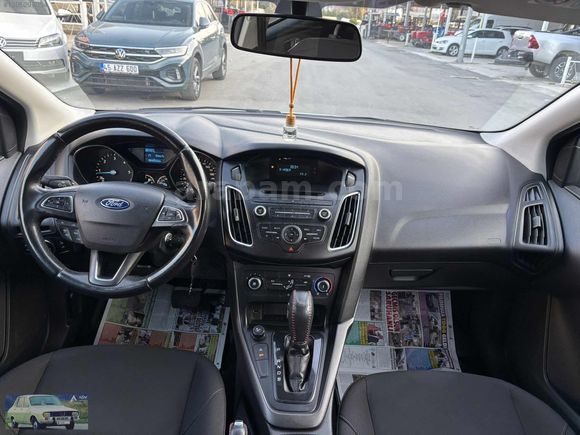 2015 MODEL FOCUS OTOMATİK 84.000 KM HATASIZ BOYASIZ