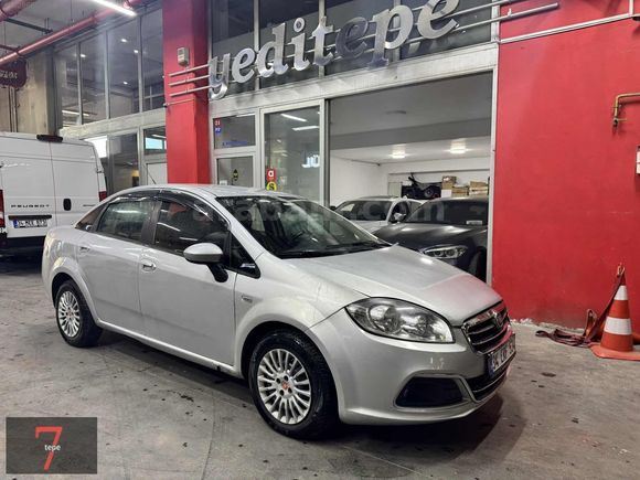 yeditepe den 2013 linea 1.3 m.jet 4 cam otomatik abs geri görüş