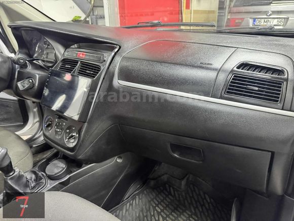 yeditepe den 2013 linea 1.3 m.jet 4 cam otomatik abs geri görüş