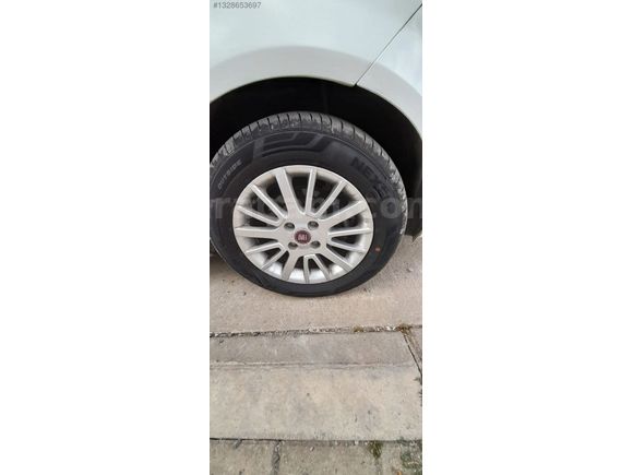 2012 model DEĞIŞENSİZ 1.3multijet LINEA