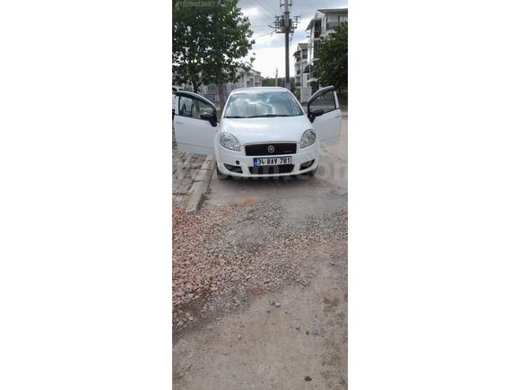 2012 model DEĞIŞENSİZ 1.3multijet LINEA