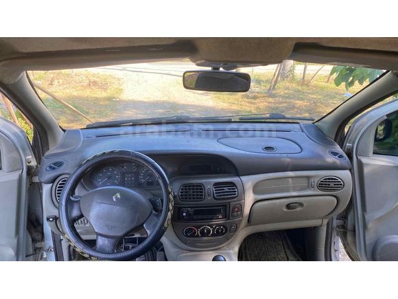 Sahibinden Renault Scenic 1.6 RXT 2001 Model 