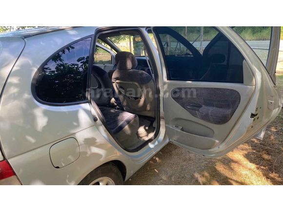 Sahibinden Renault Scenic 1.6 RXT 2001 Model 