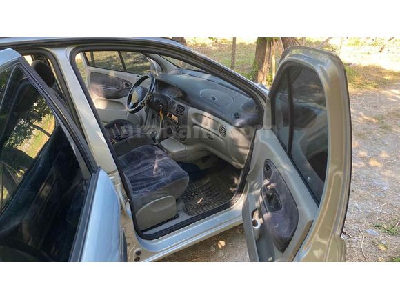 Sahibinden Renault Scenic 1.6 RXT 2001 Model 