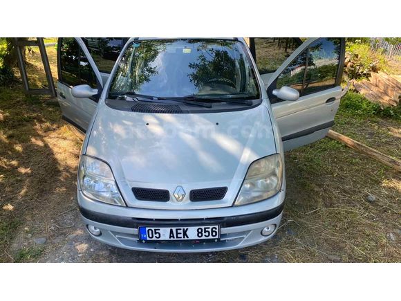 Sahibinden Renault Scenic 1.6 RXT 2001 Model 