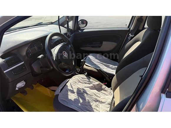 TERTEMİZ BAKIMLI FİAT LİNEA 1.3 MULTİJET KLİMA ABS