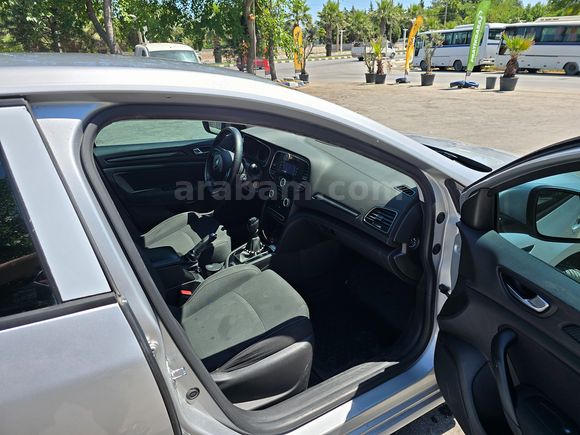 Sahibinden Renault Megane 1.3 TCe Joy 2020 Model 