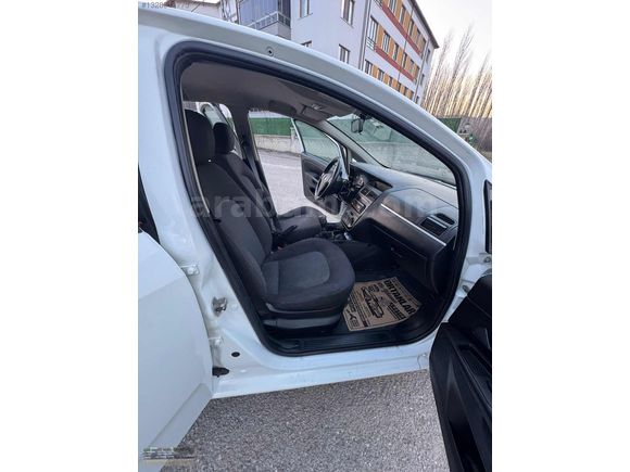 HİLAL OTOMOTİVDEN 2014 MODEL FİAT LİNEA 1.3 MULTİJET ACTİVE PLUS