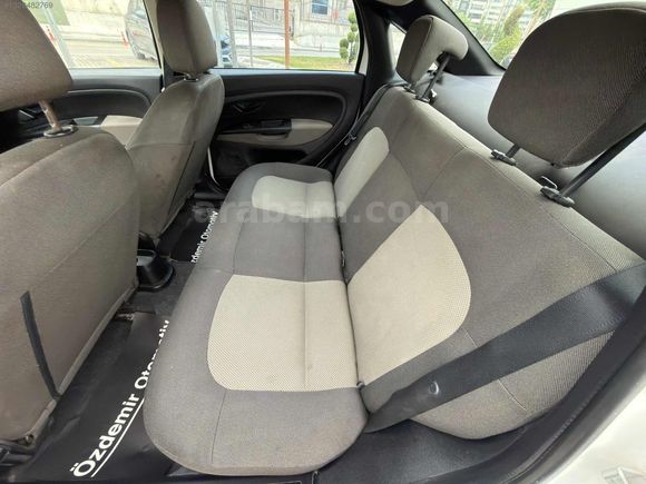 2011 HATASIZ BOYASIZ TRAMERSİZ 1.3 MULTİJET LİNEA ACTİVE PLUS