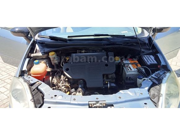 2011 MODEL 156000 KİLOMETREDE LİNEA ACTİVE PULS