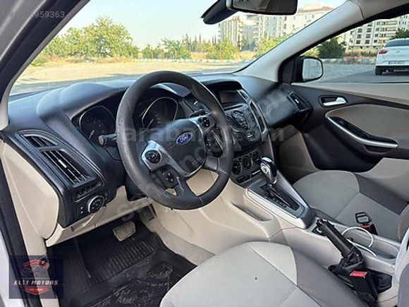 ELİT MOTORS - 2012 FORD FOCUS OTOMATİK 145.000 KM