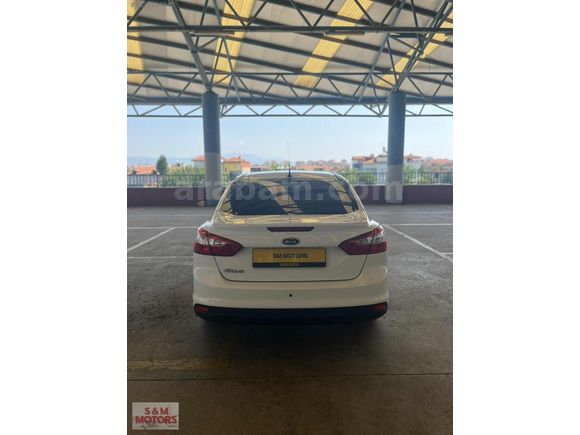 Otomatik 160bin km Focus temiz