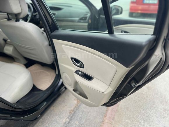 ZEVK OTO GALERİDEN MEGANE 3
