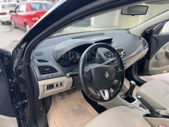 ZEVK OTO GALERİDEN MEGANE 3