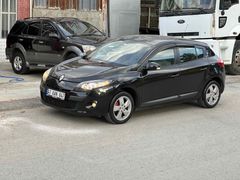 ZEVK OTO GALERİDEN MEGANE 3