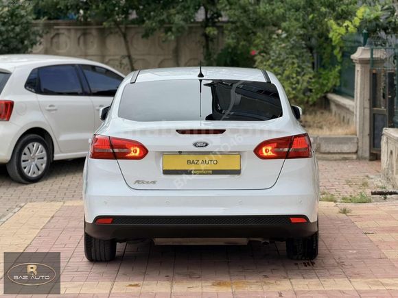 BAZ AUTODAN 2015 FORD FOCUS 1.6 Tİ-VCT LPG TESLA EKRAN